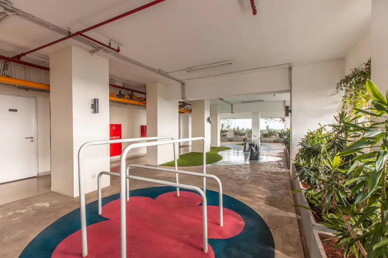 Redliving Apartemen Grand Kamala Lagoon - Kita Pro Tower Barclay North เบกาซิ ภายนอก รูปภาพ